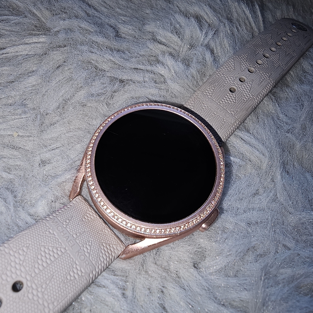 ✨ Michael Kors Gen 5E Darci Pavé Smartwatch ✨1